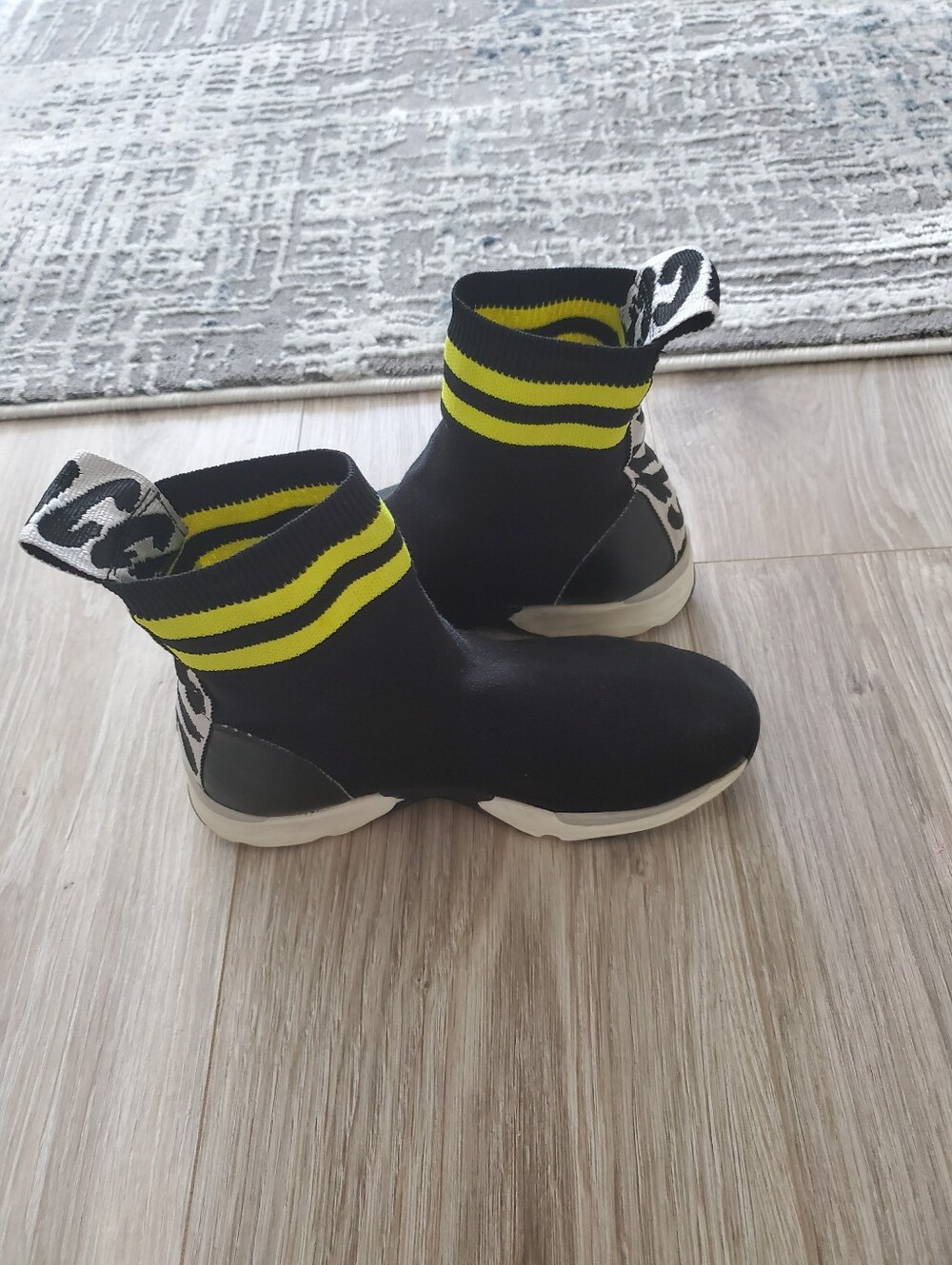 Stella McCartney Kids Black Knit Slip-On Sneakers with Neon Yellow Stripes